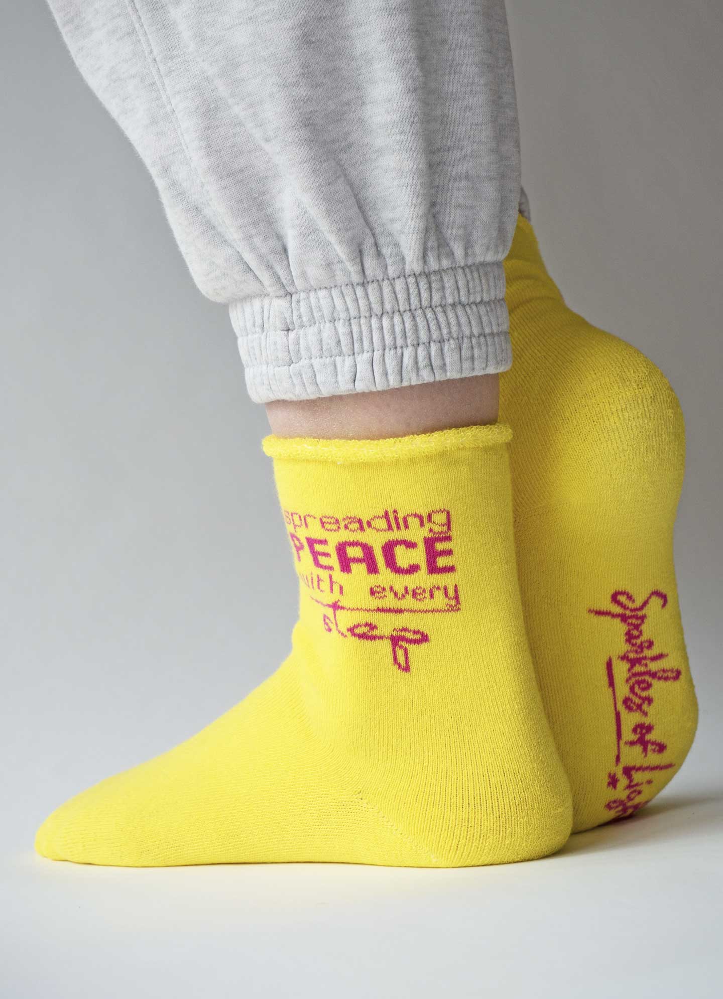 spreading peace socks